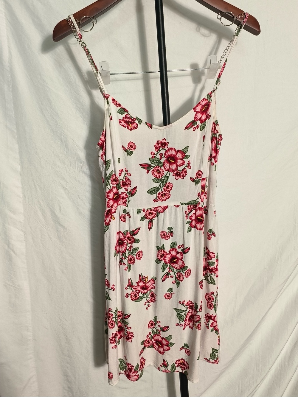 H&M Divided White Red Floral Smocked Mini Dress Size 8
